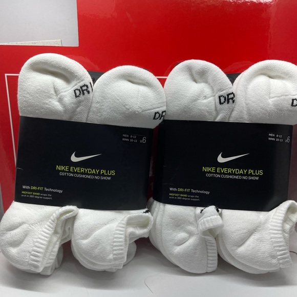 Brand new Nike Ankle socks 2 pks of 6 White ankle socks size 8-12 total 12 pairs - Picture 4 of 5